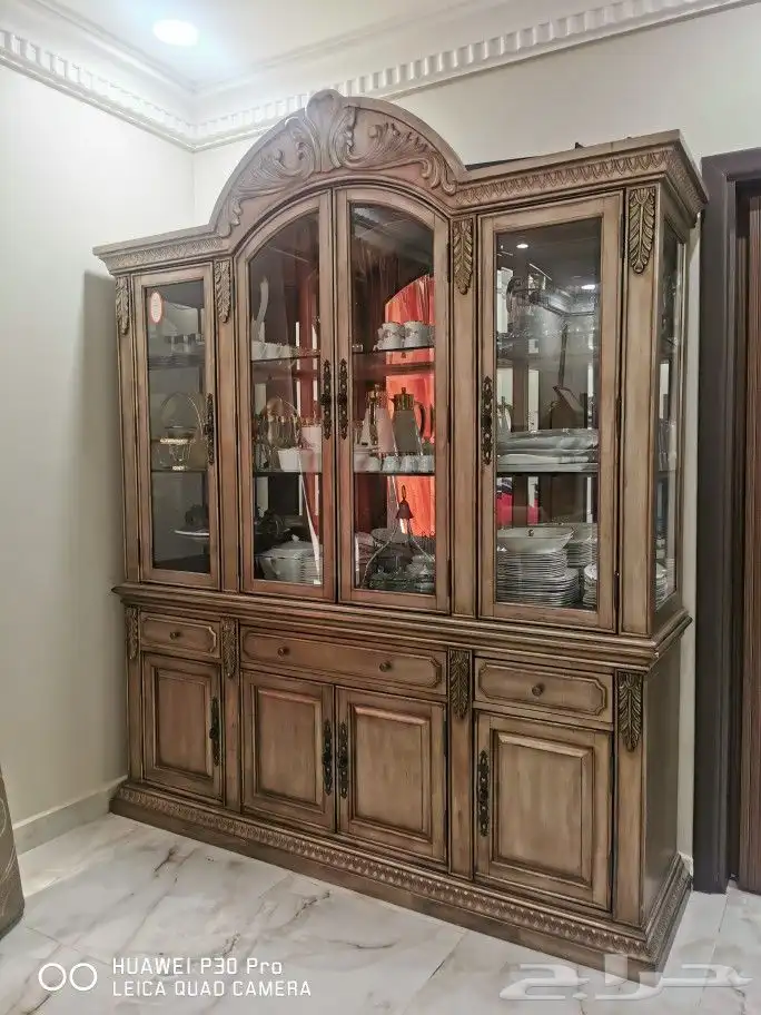 دلاب طاولة طعام مع والكنسول من المطلق للمفروشات 4