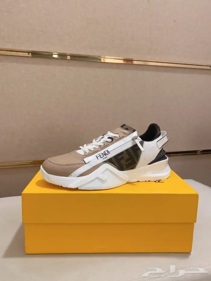 أحدث جزمة من شركة فندي Fendi 1