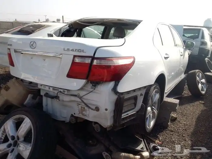قطع غيار لكزز 2011 تشليح ولكزز 400 و430 0