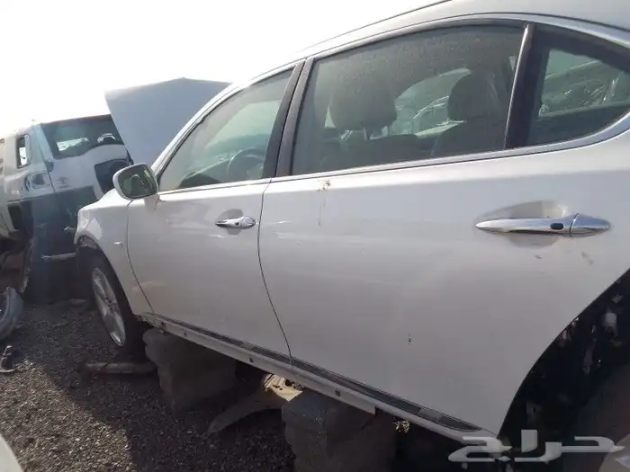 قطع غيار لكزز 2011 تشليح ولكزز 400 و430 1