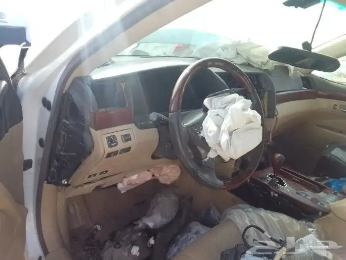 قطع غيار لكزز 2011 تشليح ولكزز 400 و430 2