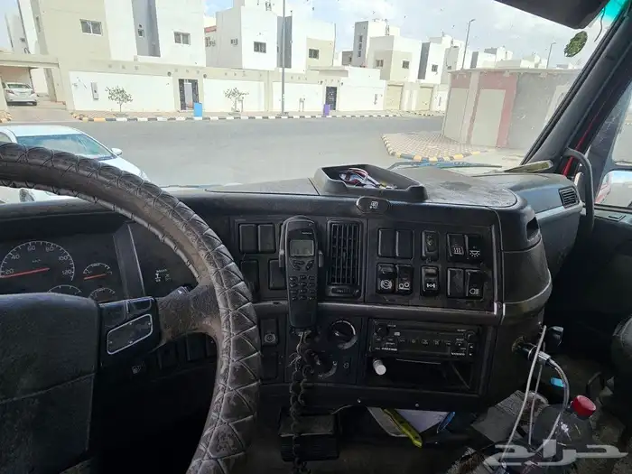 للبيع وايت سكس 20 طن فولفو 2002 4