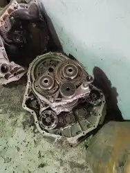 صيانه قيرات فورد فوكس وايكو سبورت وفورد فيقو 2