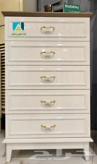 طاولات طعام وغرف نوم 2025 5