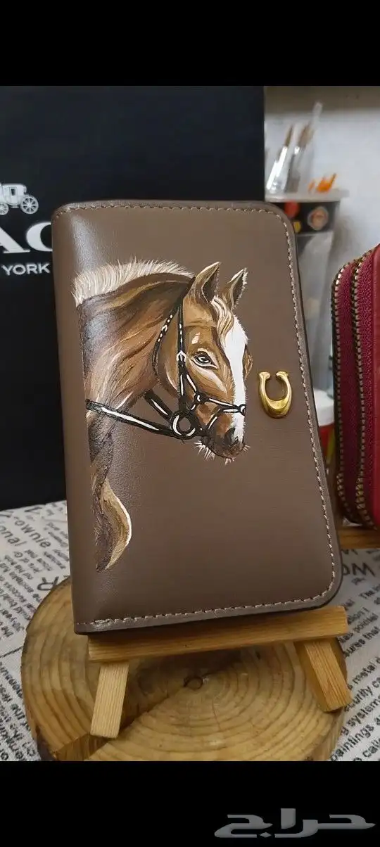 رسم على الشنط والمحافظ 0