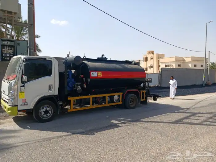 وايت لرش mc1 Rc2 في جميع انحاء المملكة 0