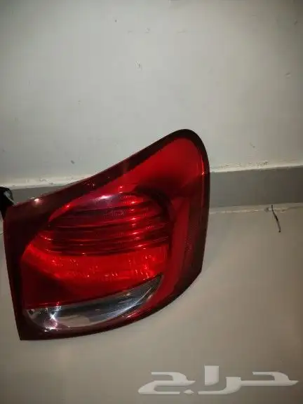 للبيع قطع غيار لكزس جي اس موديل 2010 2