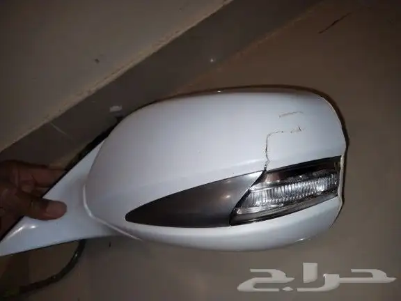 للبيع قطع غيار لكزس جي اس موديل 2010 8