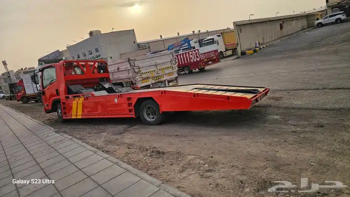 تأجير رافعات شوكيه وسيزر لفات ومالفت وجميع انواع المعدات 2