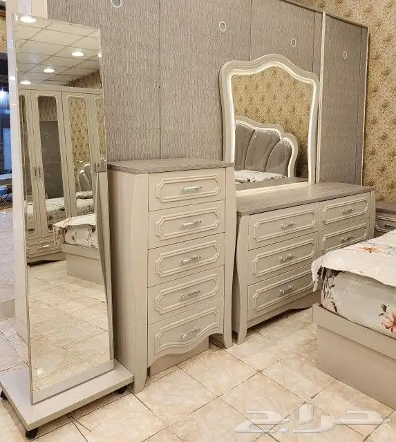 غرف نوم فخمة حديثة قمة الرقي 41