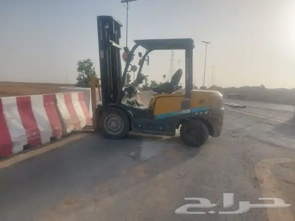 تأجير جميع انوته الرافعات ال شوكيه وال وكرينات وفوركلفت 2