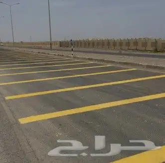 تخطيط الطرق وعمل الاسفلت. 0