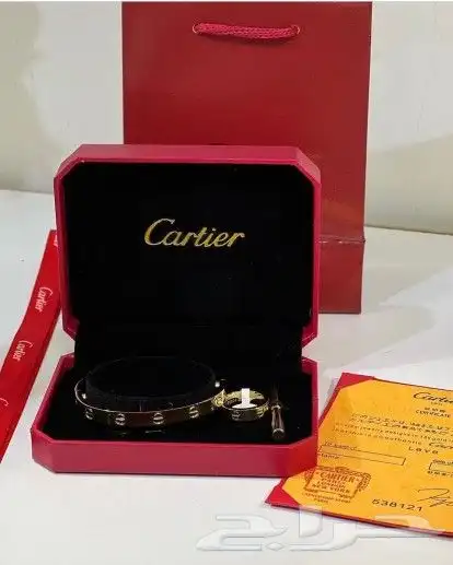 اساور كارتير ولويس فيتون درجة اولي 12