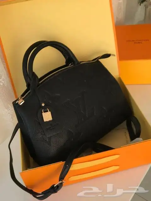 شنط سان لورا قوتشي 45