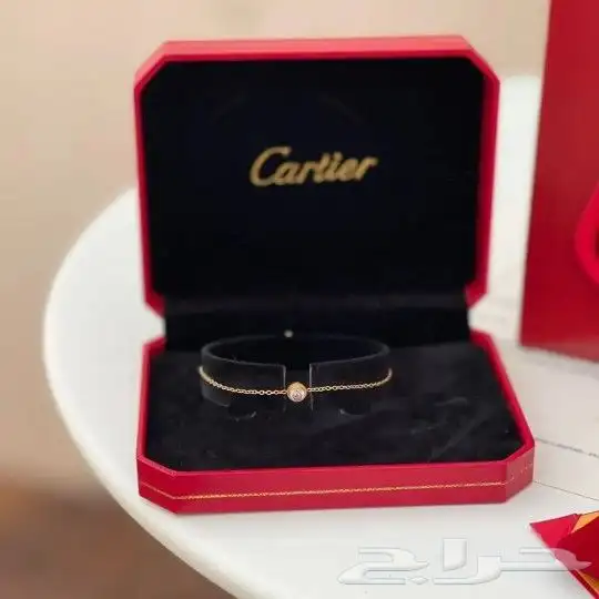 اساور كارتير ولويس فيتون درجة اولي 10