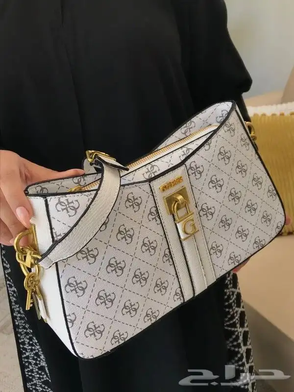 شنط سان لورا قوتشي 15