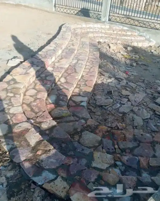 معلم حجر بنيان بلبكلين قص اراضيب بلبكلين تلبيس حجر تنومه 1