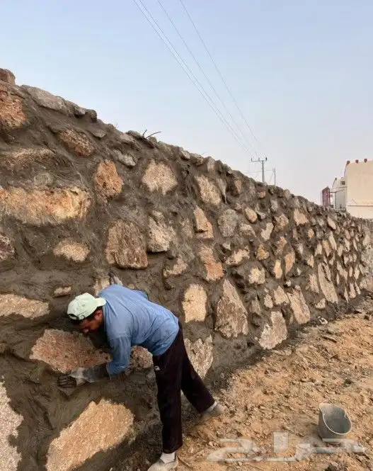 معلم حجر بنيان بلبكلين قص اراضيب بلبكلين تلبيس حجر تنومه 9
