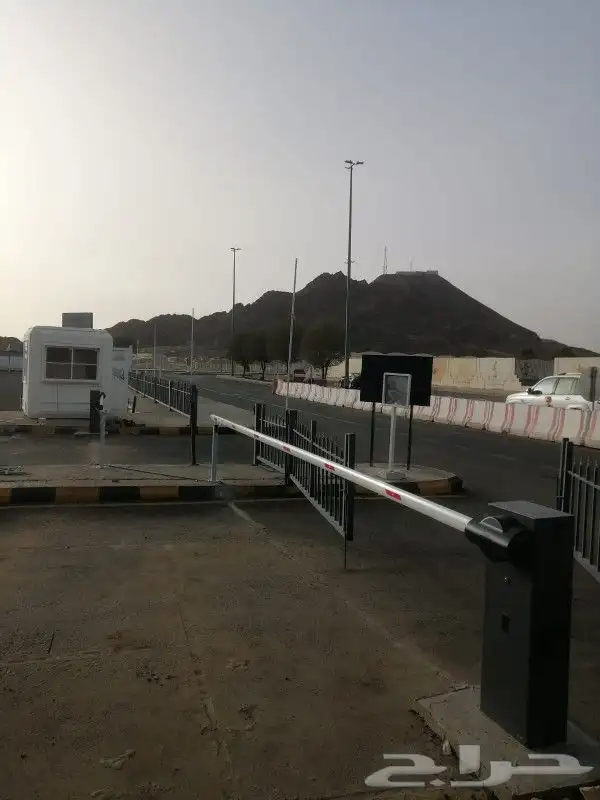 بوابة مواقف بذراع - حاجز موقف 5