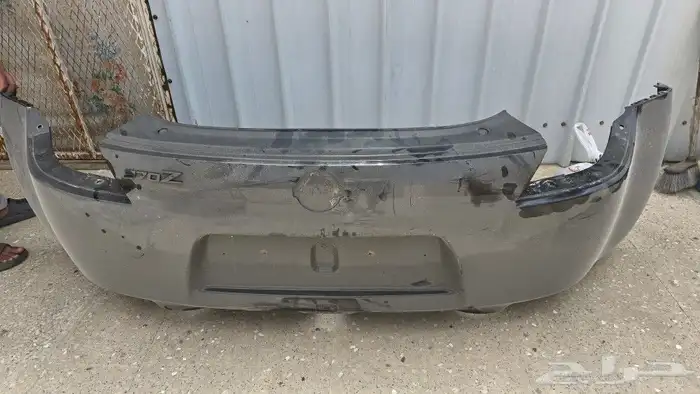 صدام خلفي 370z 0