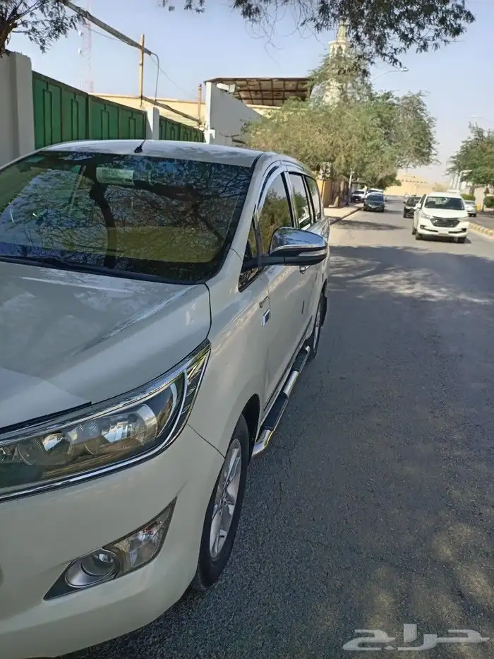 توصيل مشاوير داخل وخارج الرياض 0