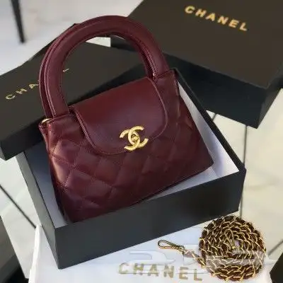 شنط نسائي ماركات عالميه شهيره جمله وتجزئه 11