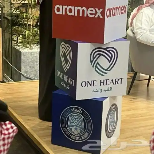 طباعة مطبوعات مطبعة أكواب بوكسات بكج عبايات ليبل قماش بروش 2