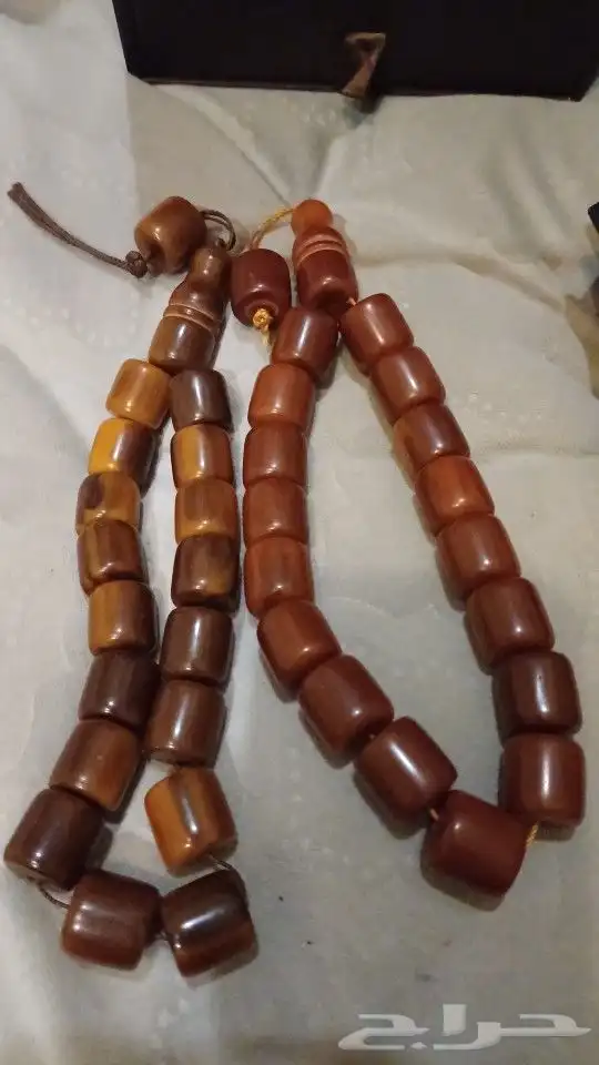 سبح. عقود. اطواق. شنط المجله 45