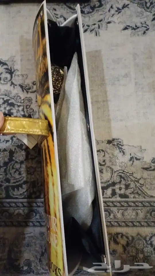 سبح. عقود. اطواق. شنط المجله 44