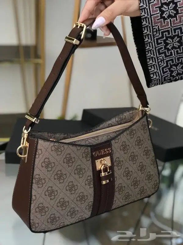 شنط نسائي ماركات عالميه شهيره جمله وتجزئه 1