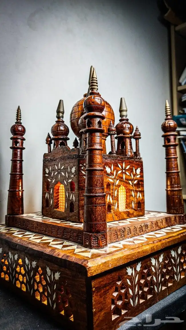 مجسم تاج محل يدوي بالصدف الاسترالي والخشب العتيق للبيع 6