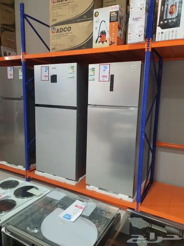 ثلاجات ثلاجه بابين باب واحد كبيره وسط ثلاجة صغيرة استيل ابيض 3