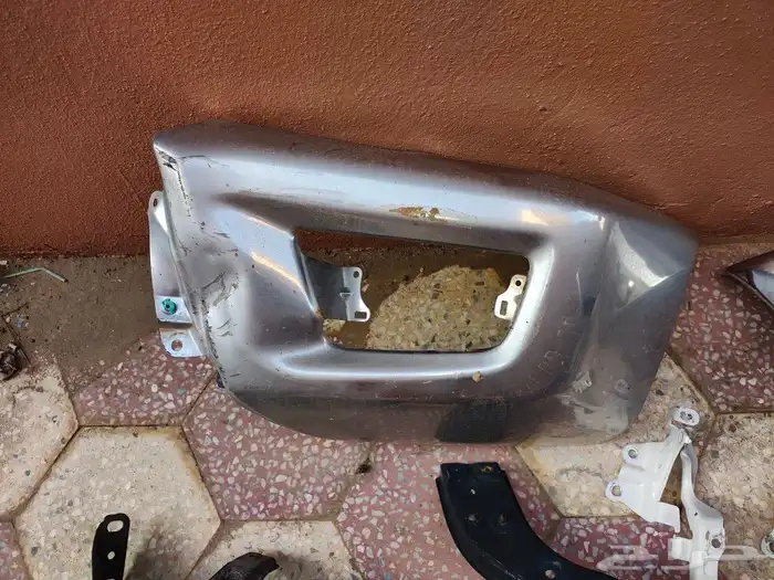 قطع غيار هايلوكس 2016 4