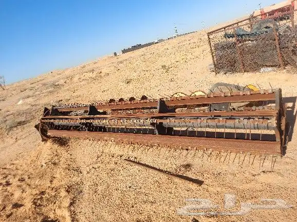 حلزوان حصادة برسيم معا مروحه 2