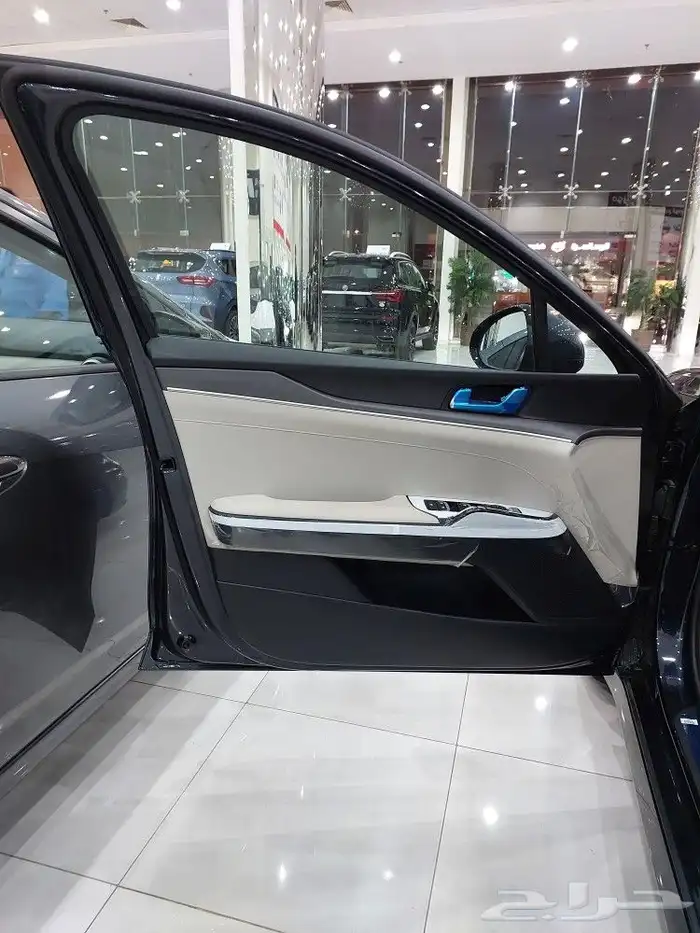 كيا K5 2.5 GL مطور 3