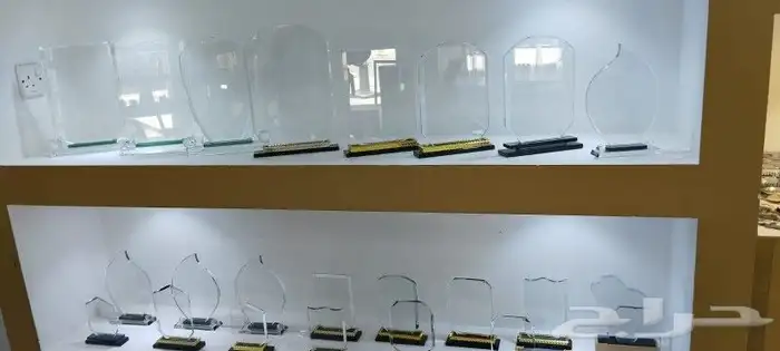 مطابع طباعة درع اكريليك  لوحات اكريليك ستاند اكرليك 1