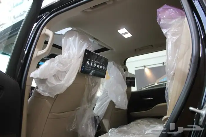 تيوتا لاند كروزر GXR L4 2