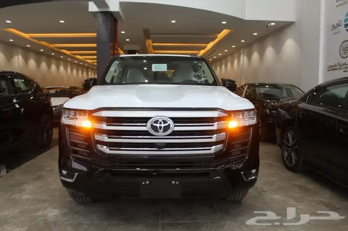 تيوتا لاند كروزر GXR L4 0