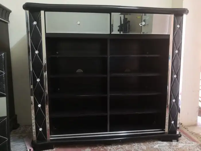 جزامه دولاب احزيه نظيفه جدا 0