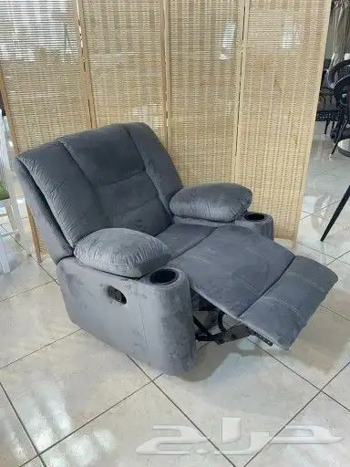 كراسي مساج   كراسي استرخاء   كنب سرير 0