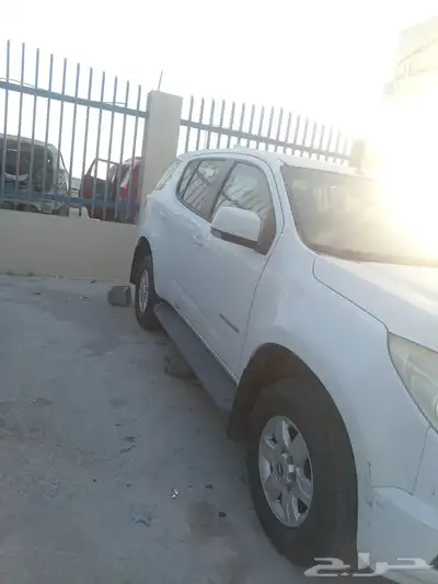 بليزر قطع غيار فقط تشليح الرحاب 2013 1