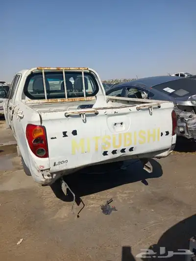 متسوبيشي بكب 2010 0