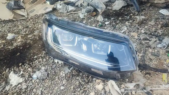 شمعه يسار CS95 2020-2021-2022-2023 1