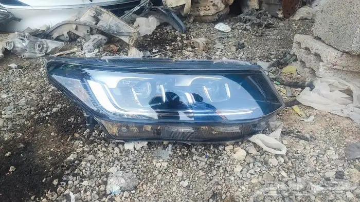 شمعه يسار CS95 2020-2021-2022-2023 0