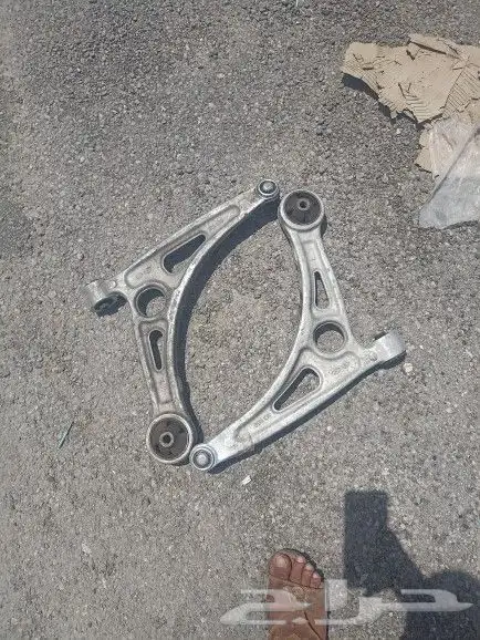 يوجد لدينا مقاصات هونداي ازيرا وسوناتا وكدينز 1