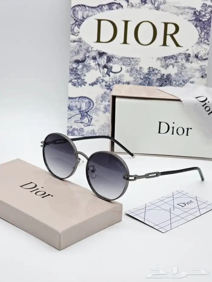 نضارات شمسيه الجديده النادره المميزه بي صفاتها 19