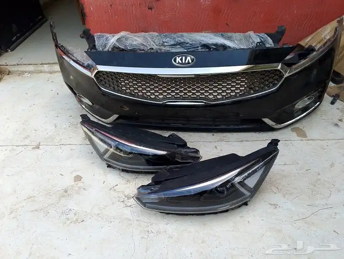 يوجد لدينا صدمات وشمعات كادينزا 2017 - 2018اصلي وكاله 7