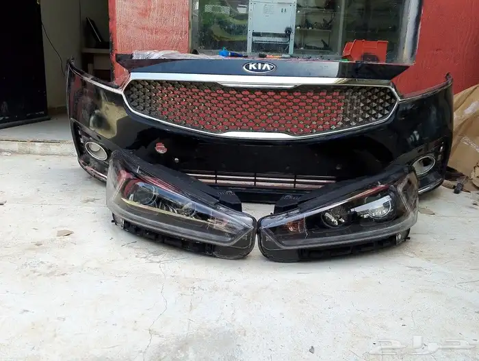 يوجد لدينا صدمات وشمعات كادينزا 2017 - 2018اصلي وكاله 16