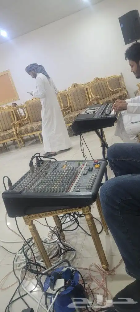 نتشرف بخدمتكم ونقدم مايرضيكم من احدث الاجهزه الصوتيه 0