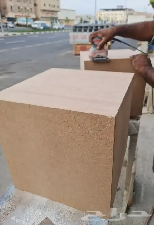 تصميم و طباعة بوكسات بوكس صندوق عرض مع ستيكر ستكر تورس كامري 3
